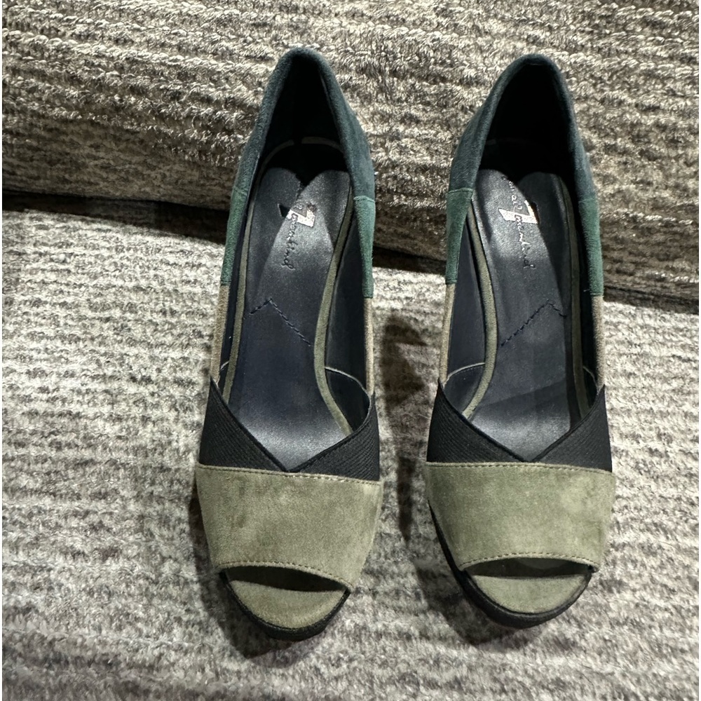 7 For All Mankind Open Toed Platform Heels, Size … - image 3